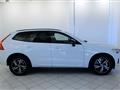 VOLVO XC60 B4 (d) AWD Geartronic R-design