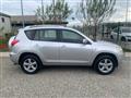 TOYOTA RAV4 2.0 Luxury