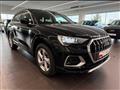 AUDI Q3 35 TFSI Business Advanced