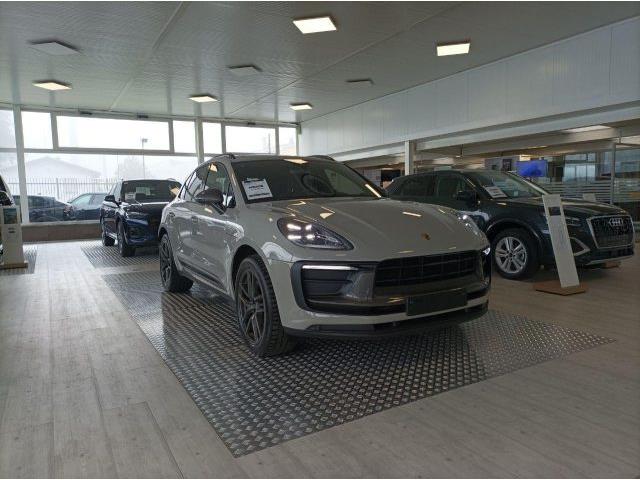 PORSCHE MACAN 2.0 T