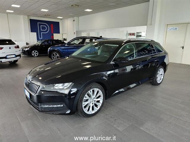 SKODA SUPERB SW 2.0 TDI EVO 150cv Executive DSG Navi Fari LED