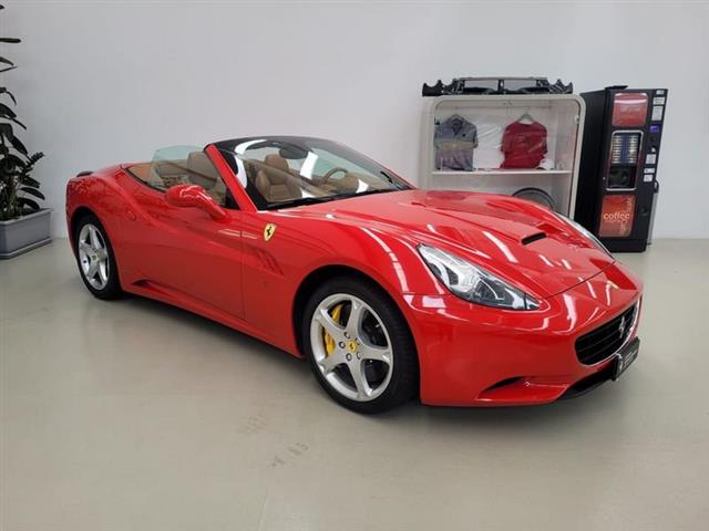 FERRARI CALIFORNIA DCT