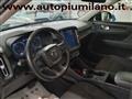 VOLVO XC40 T2 Geartronic Momentum Core N1