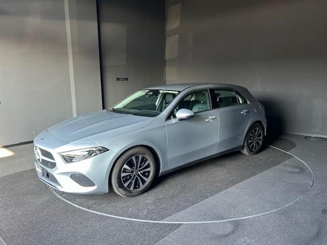 MERCEDES CLASSE A SEDAN A 180 d Automatic 4p. Advanced