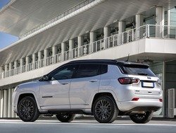 JEEP COMPASS 4XE  PHEV-S Plug-In Hybrid My23 Limited 1.3 Turbo T4 Phev 4xe At