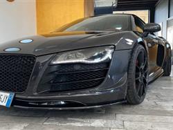 AUDI R8 5.2 V10 FSI quattro R tronic