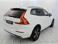 VOLVO XC60 B4 (d) AWD Geartronic R-design