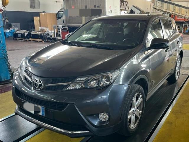 TOYOTA RAV4 2.2 D-CAT A/T 4WD Lounge