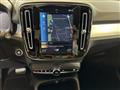 VOLVO XC40 B4 AWD IBRIDO Geartronic Momentum Pro