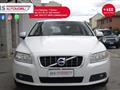 VOLVO V70 D3 Geartronic Summum