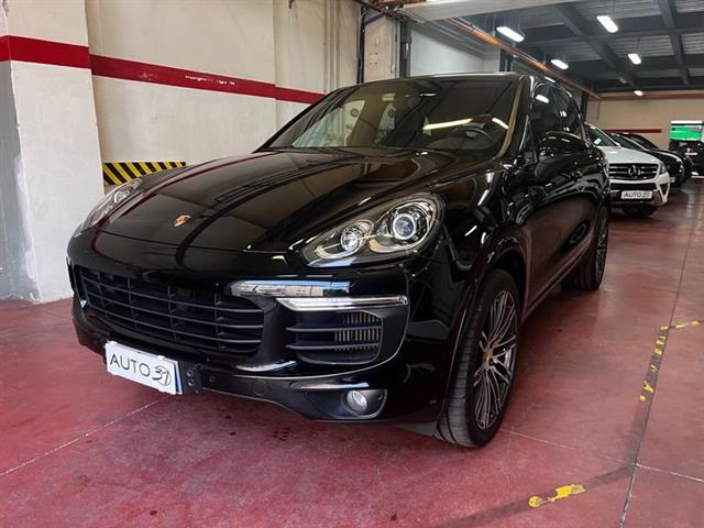 PORSCHE CAYENNE 3.0 Diesel Platinum Edition