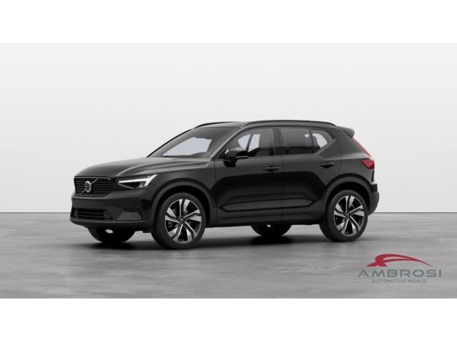 VOLVO XC40 B3 Mild hybrid Benzina Ultra Dark