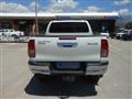 TOYOTA HILUX 2.4 D-4D A/T 4WD 4 porte Double Cab Executive -976