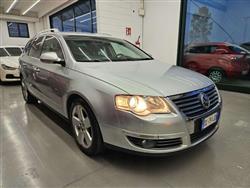 VOLKSWAGEN Passat Variant 2.0 tdi Highline dsg dpf