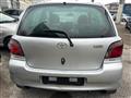 TOYOTA YARIS 1.0i 16V cat 5 porte Sol