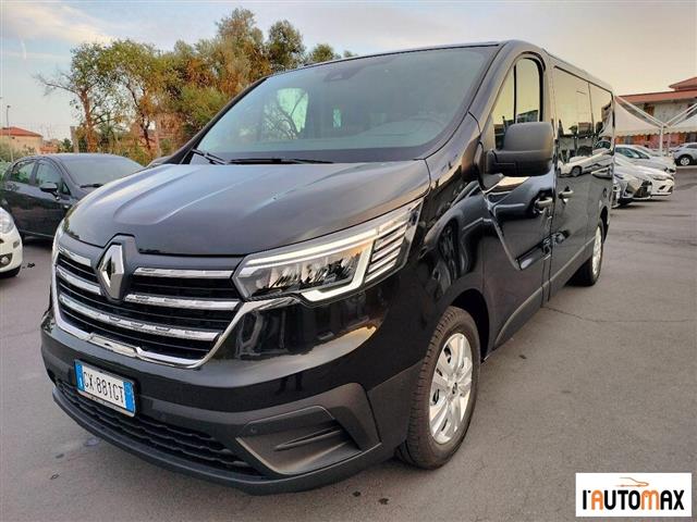 RENAULT Trafic passenger 2.0 Blue dci 150cv - Prezzo + IVA