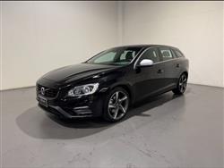 VOLVO V60 (2010) D3 GEARTRONIC R-DESIGN