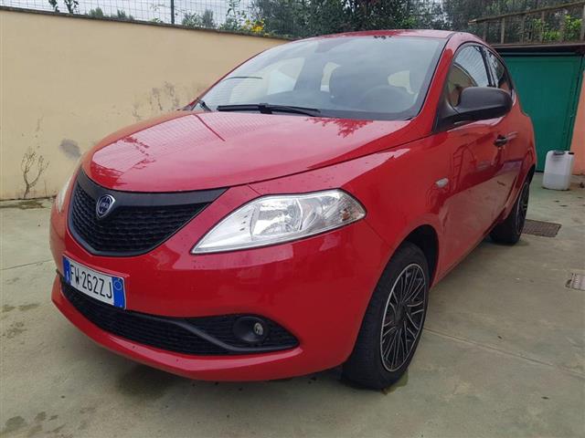 LANCIA Ypsilon 1.2 69 CV 5p. GPL Ecochic Ele.Bl