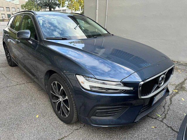 VOLVO V60 B3 Geartronic Momentum Business