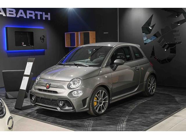 ABARTH 695 1.4 Turbo T-Jet 180cv