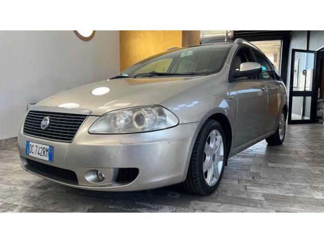 FIAT CROMA 1.9 Multijet 16V Emotion