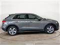 AUDI Q3 35 TDI S tronic Business Advanced