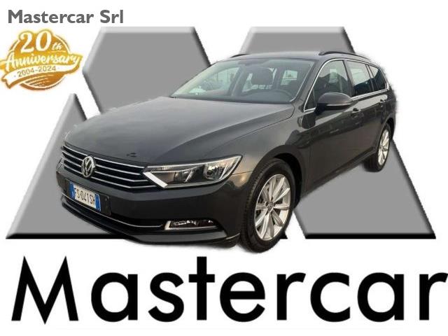 VOLKSWAGEN PASSAT 1.6 tdi Business 120cv dsg 7m -  FS041SH