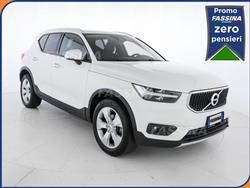 VOLVO XC40 T3 Geartronic Momentum Pro