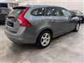 VOLVO V60 (2010) D2 Geartronic Momentum