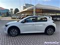 PEUGEOT e-208 e Active Pack 100kW ADATTA A NEOPATENTATI IVA ESP.