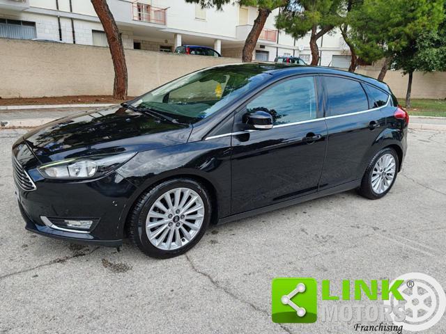 FORD FOCUS 1.5 TDCi 120 CV Start&Stop Powershift Titanium