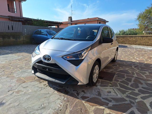 TOYOTA AYGO Connect 1.0 VVT-i 72 CV 5 porte x-cool