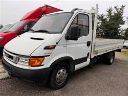 IVECO DAILY PASSO LUNGO CASSONATO 2.3 Hpi TDI GEMELLATO