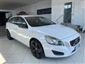 VOLVO V60 (2010) D2 1.6 Powershift Momentum