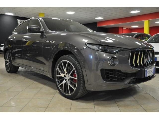 MASERATI LEVANTE V6 Diesel 275 CV AWD Gransport*FULL OPT*