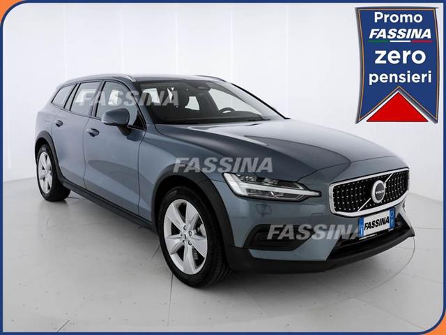 VOLVO V60 CROSS COUNTRY V60 Cross Country B4 (d) AWD automatico Core