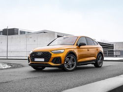 AUDI SQ5 SPORTBACK SQ5 SPB TDI quattro tiptronic sport attitude