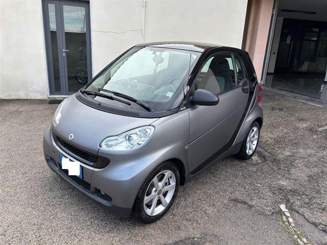 SMART Fortwo 1000 52 kW MHD coupÃ© pulse