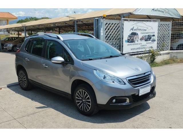 PEUGEOT 2008 1.2 VTi 82 CV Allure