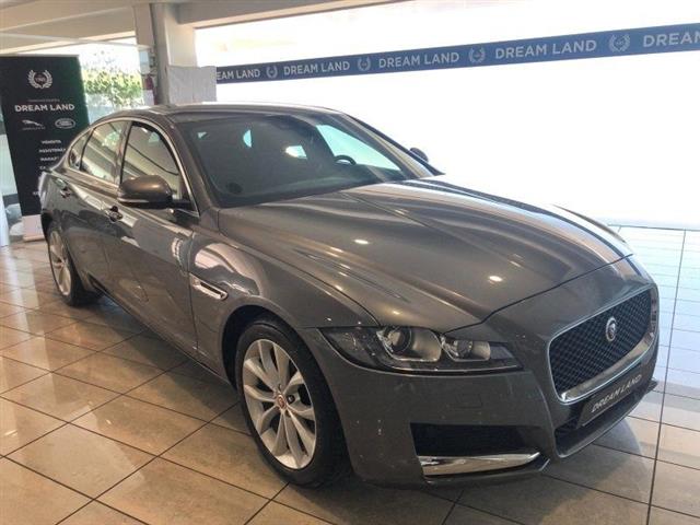 JAGUAR XF 2.0 D 180 CV aut. Prestige