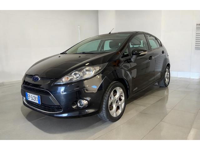 FORD FIESTA 1.4 5 porte Bz.- GPL Titanium