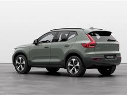 VOLVO XC40 B3 automatico Plus Dark