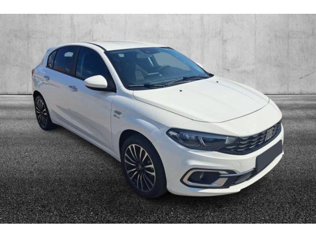 FIAT TIPO 1.5 Hybrid DCT 5 porte City Life