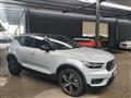 VOLVO XC40 RECHARGE HYBRID T5 Recharge Plug-in Hybrid R-design