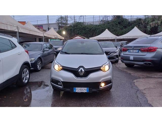 RENAULT CAPTUR dCi 8V 110 CV Start&Stop Energy Initiale Paris