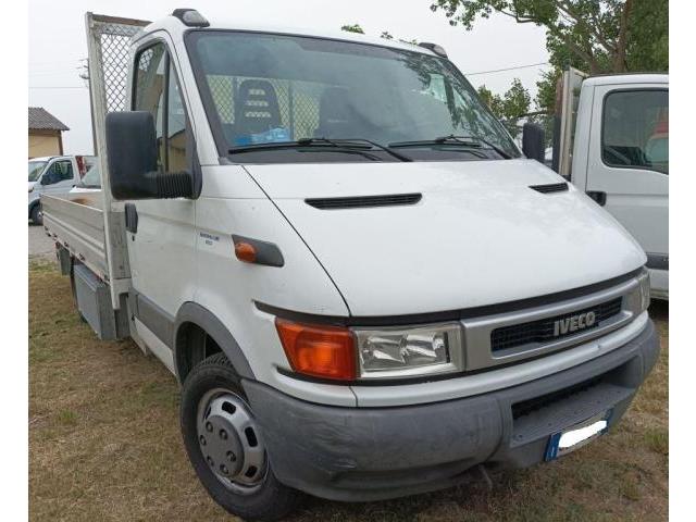 IVECO DAILY cassone fisso Daily 29L12V 2.3 Hpi TDI PC-TM Furgone