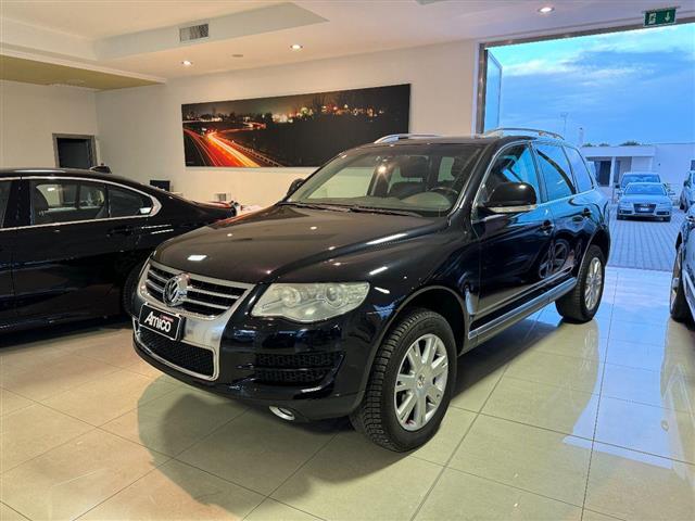 VOLKSWAGEN Touareg R5 TDI DPF tiptronic Executive