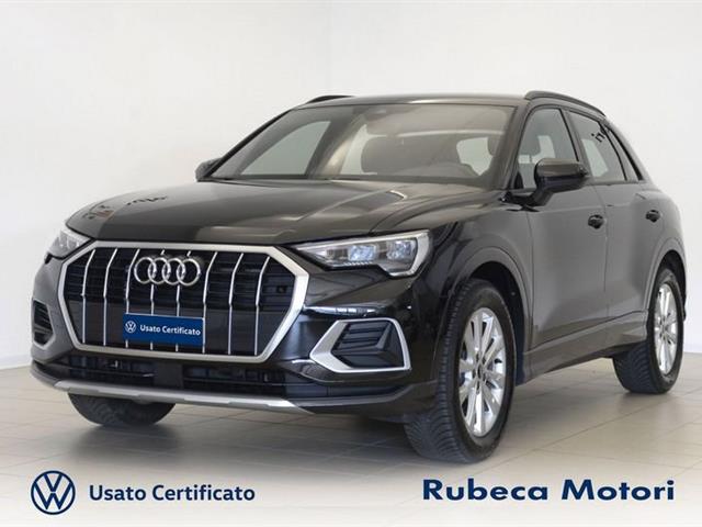 AUDI Q3 35 TDI S tronic Business Advanced