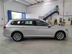 VOLKSWAGEN PASSAT 2.0TDI PREZZO VALIDO FINO 12.10,km certificati VW