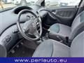 TOYOTA YARIS 1.0i 16V cat 5 porte Sol